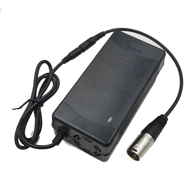 carica batterie litio 48v 54.6v 3A veloce xlr