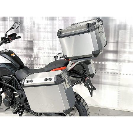 TRIS 3 BAULETTI ORIGINALI BENELLI E STAFFE TRK 702X NUOVO E ORIGINALE